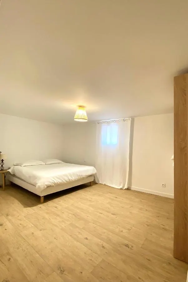 Il Y A Le Soleil, La Campagne Et La Mer …1 Apartment Martigues 0*,  France